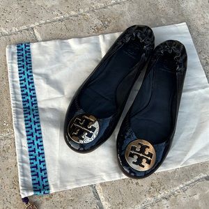 Tory Burch Reva Patten leather Navy flats
